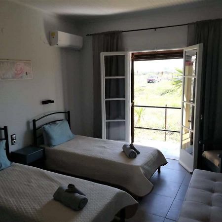 Issos Apartments Agios Georgios  Zewnętrze zdjęcie