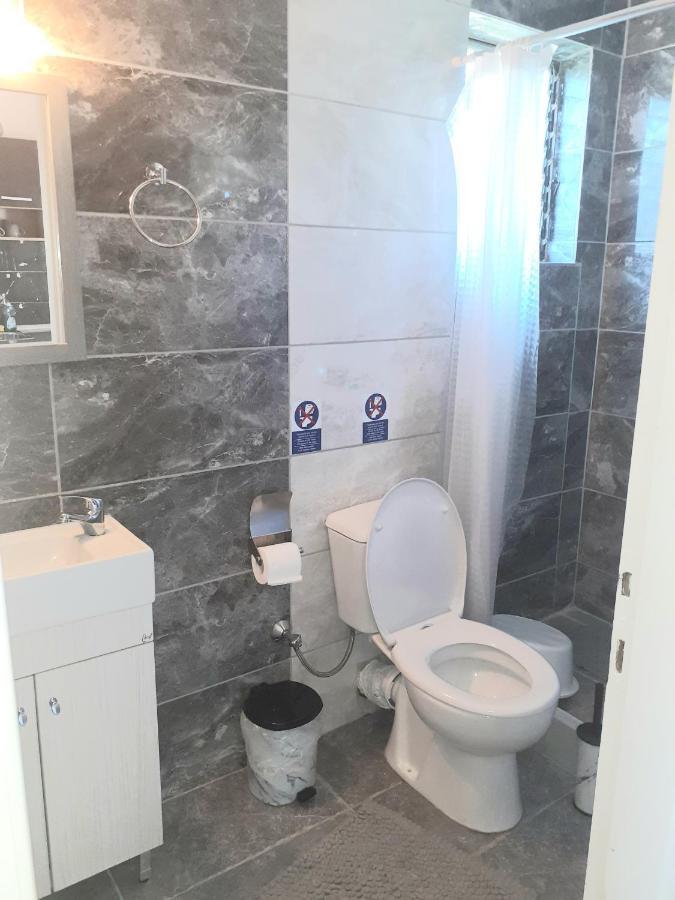 Issos Apartments Agios Georgios  Zewnętrze zdjęcie