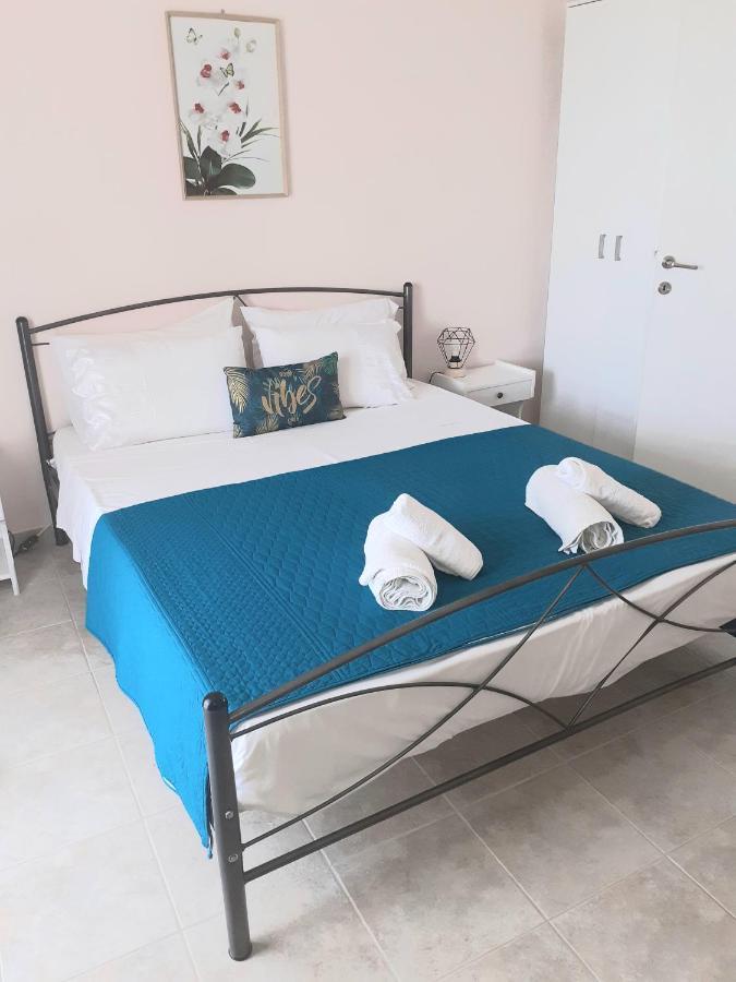 Issos Apartments Agios Georgios  Zewnętrze zdjęcie