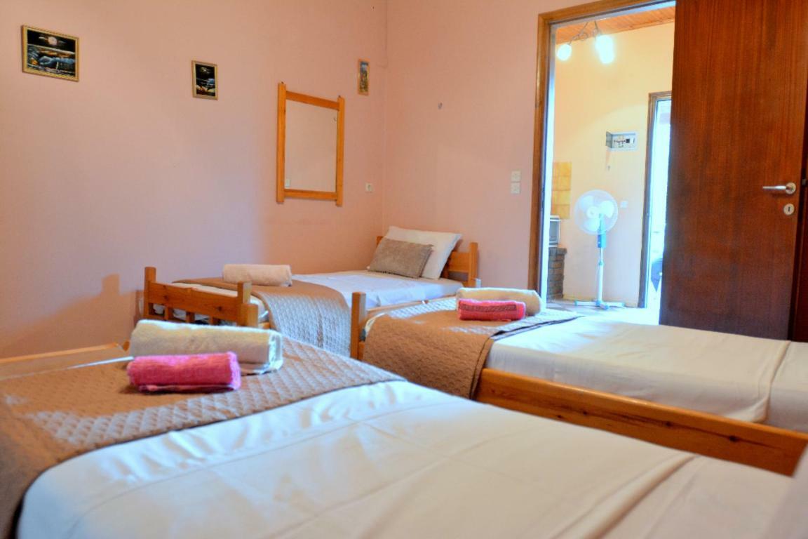 Issos Apartments Agios Georgios  Zewnętrze zdjęcie